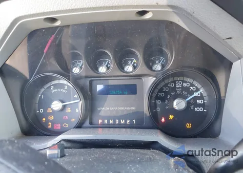 2011 Ford F-250 Xlt z USA, uszkodzony, nr VIN 1FT7W2BT6BEB07351